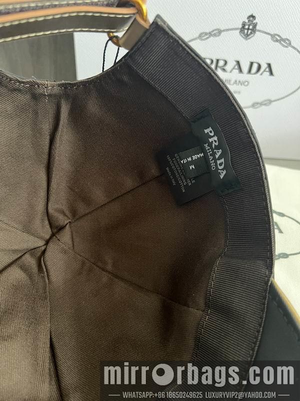 Prada Hat dx47