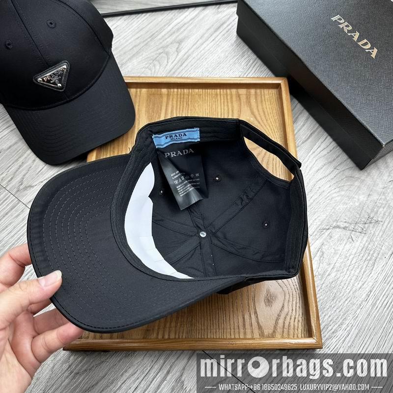 Prada Hat dx17