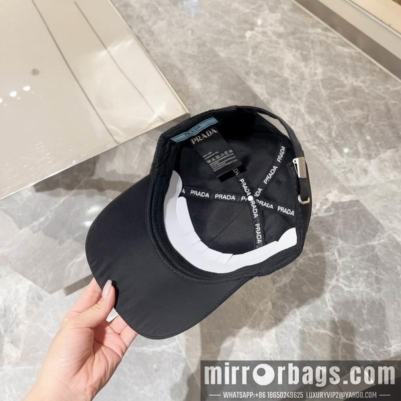 Prada Hat dx39