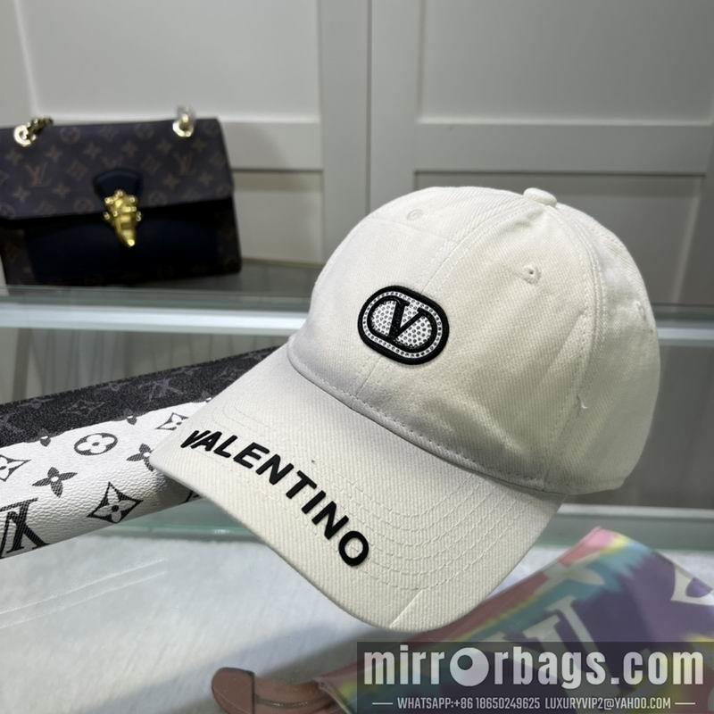 Valentino Hat dx02