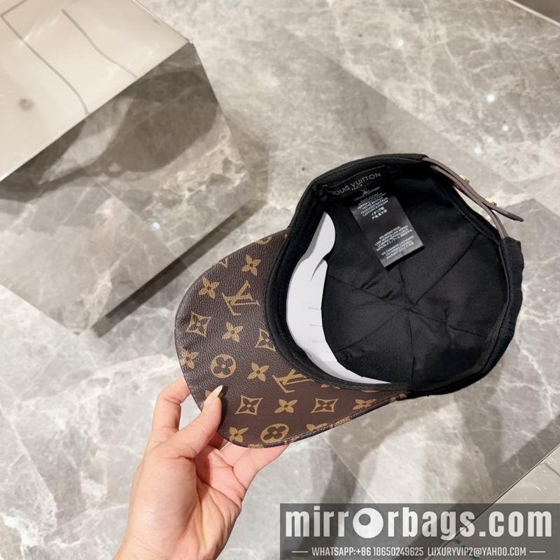 LV Hat 041704