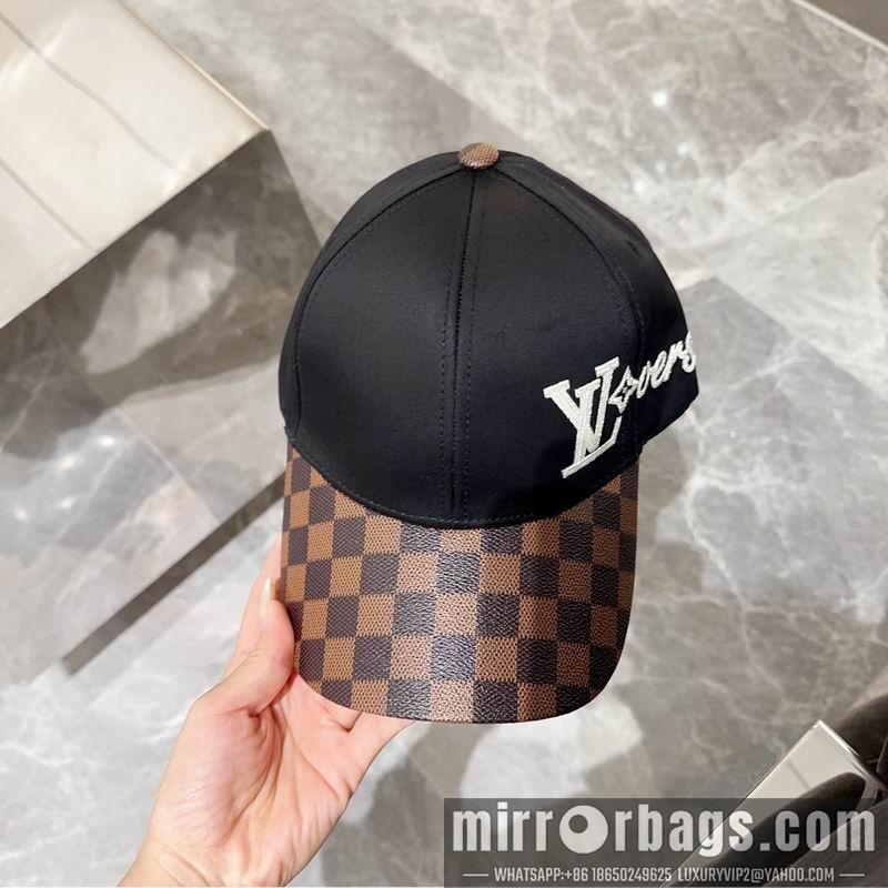 LV Hat 071303