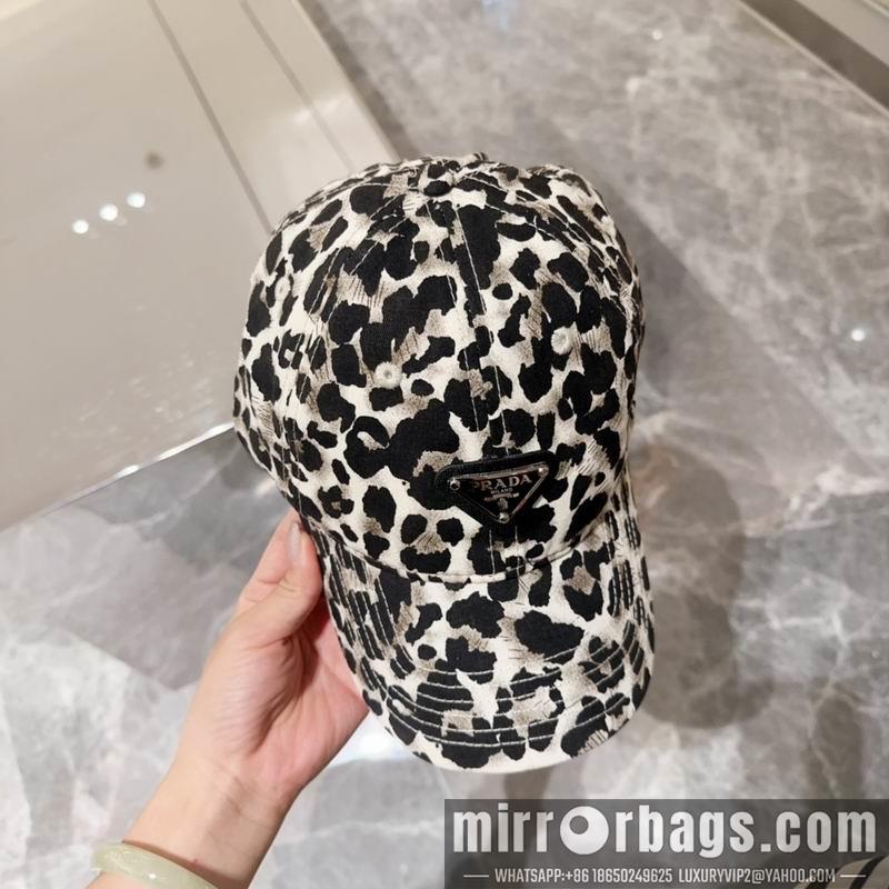 Prada Hat dx40