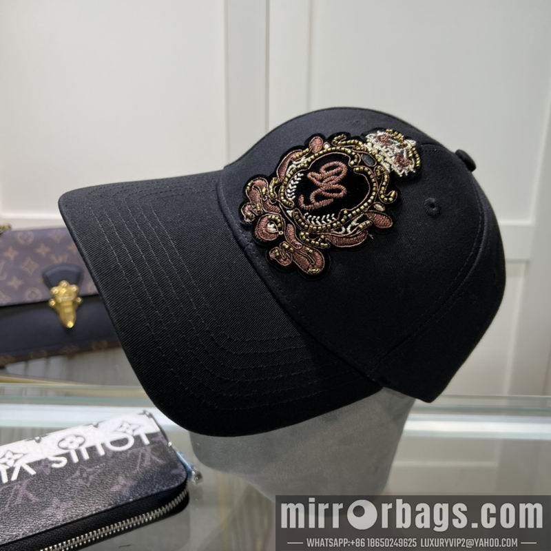 DG Hat dx03