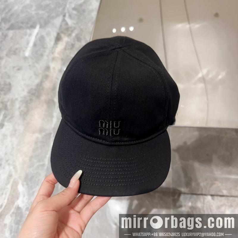 Miumiu Hat 072301