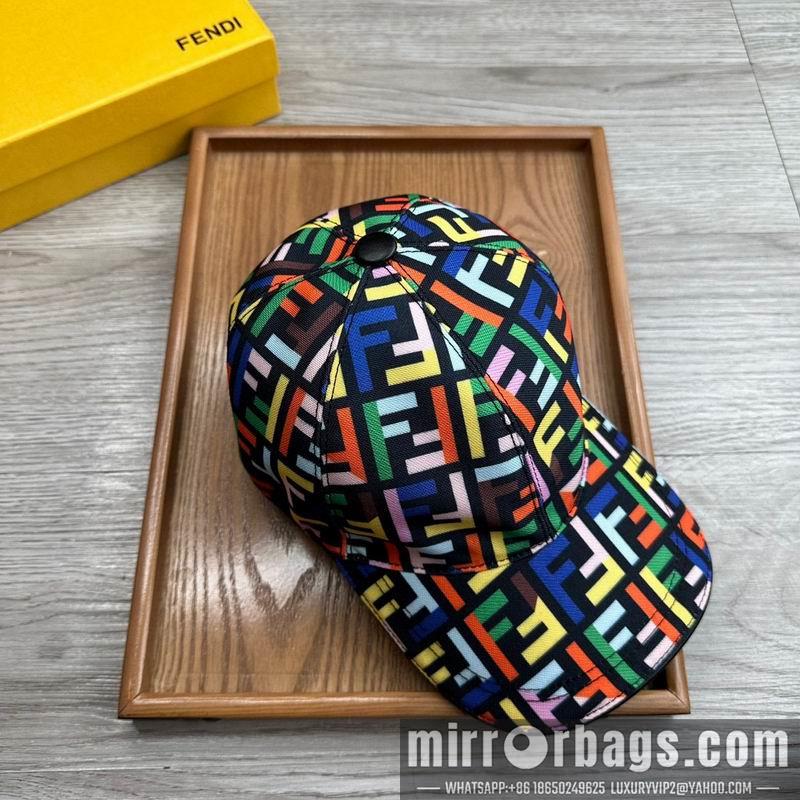 Fendi Hat dx104