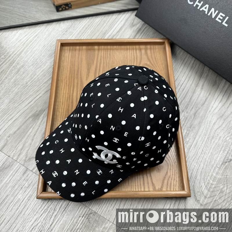 Chanel Hat dx40