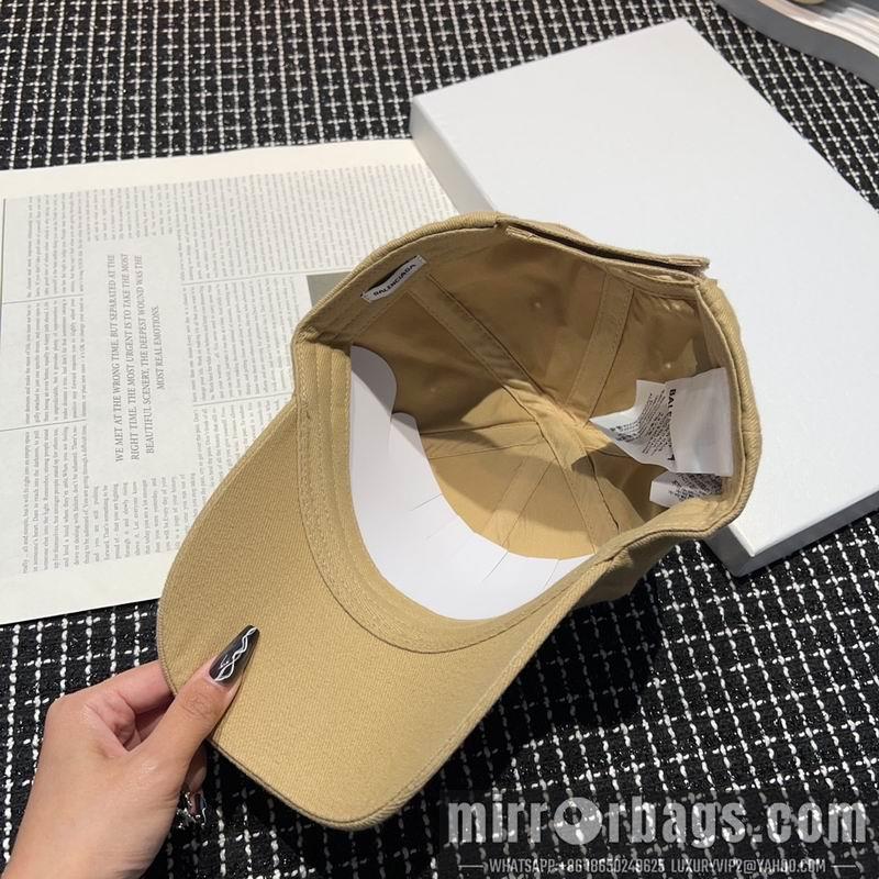 Balenciaga Hat dx13