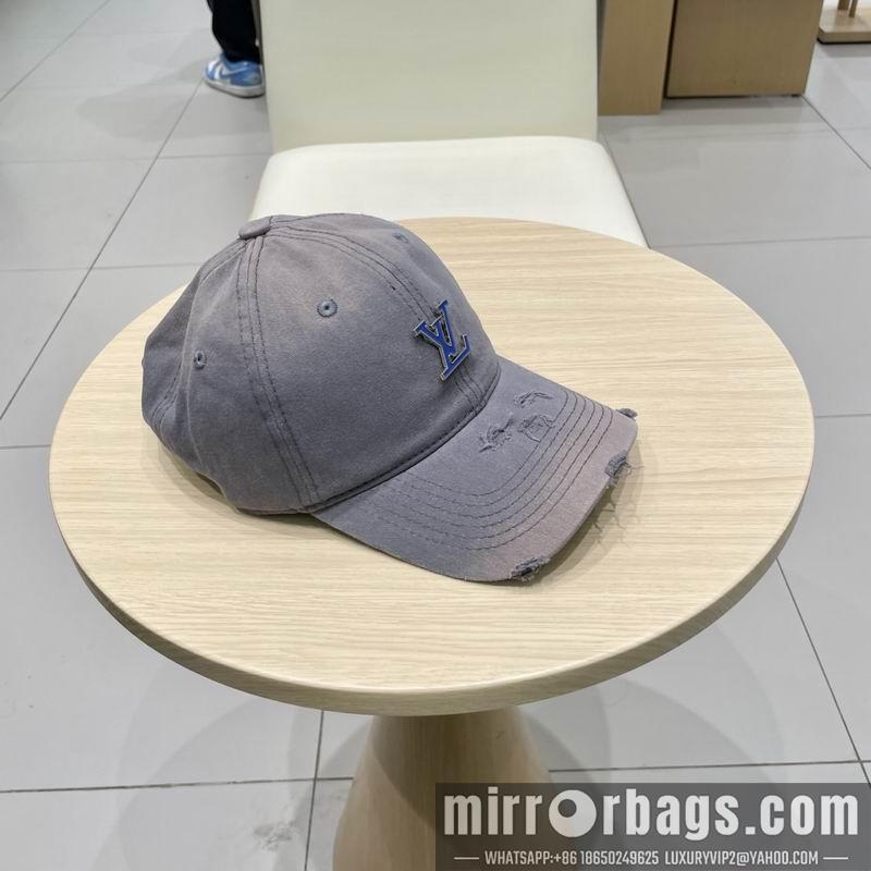 LV Hat 041405