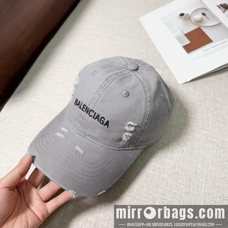Balenciaga Hat dx115
