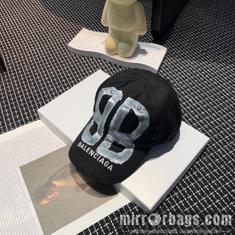Balenciaga Hat dx15