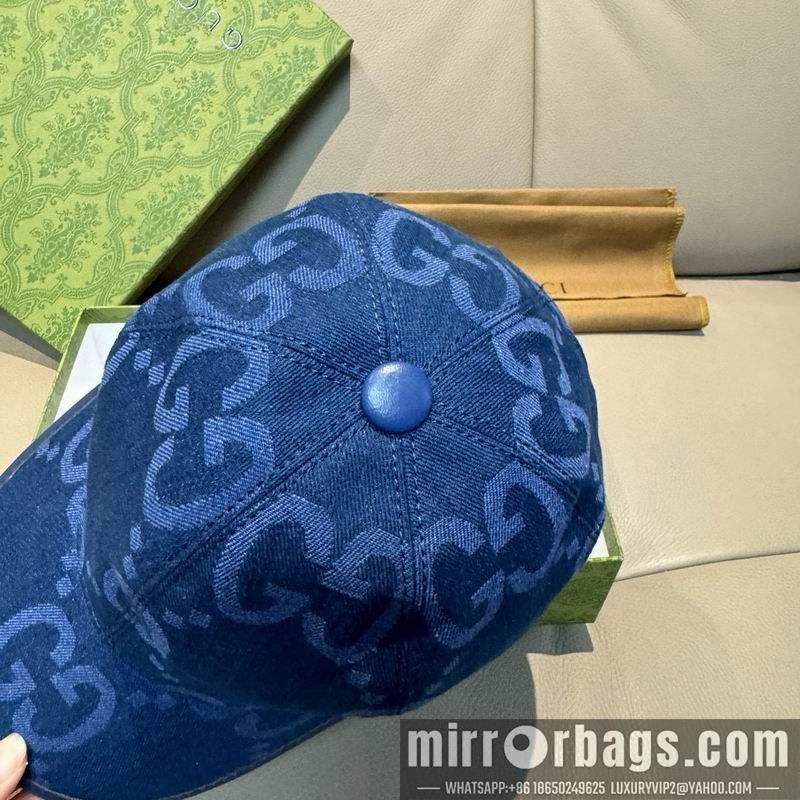 Gucci Hat dx40