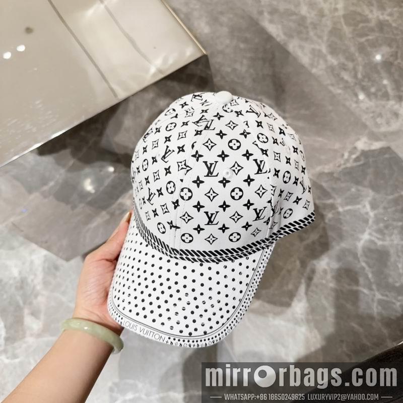 LV Hat 072806