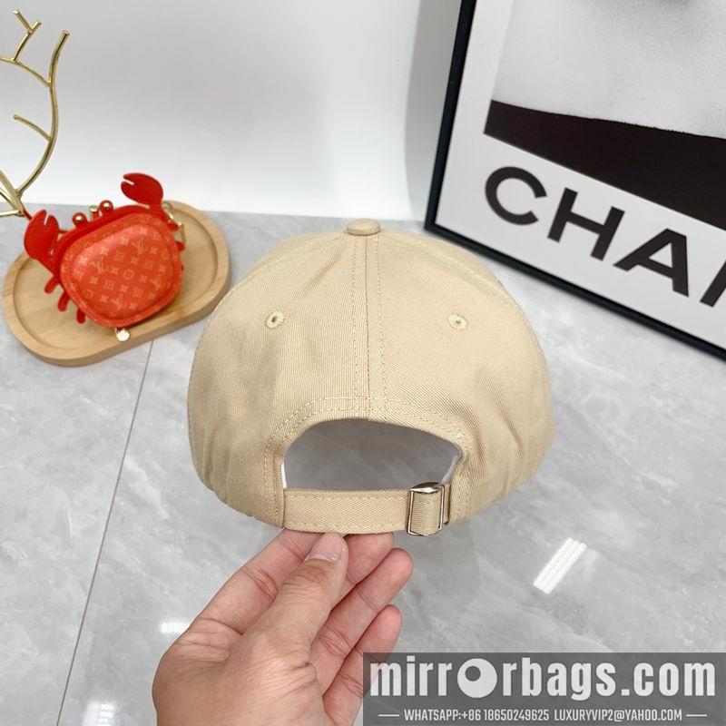 Vivienne Westwood Hat dx03
