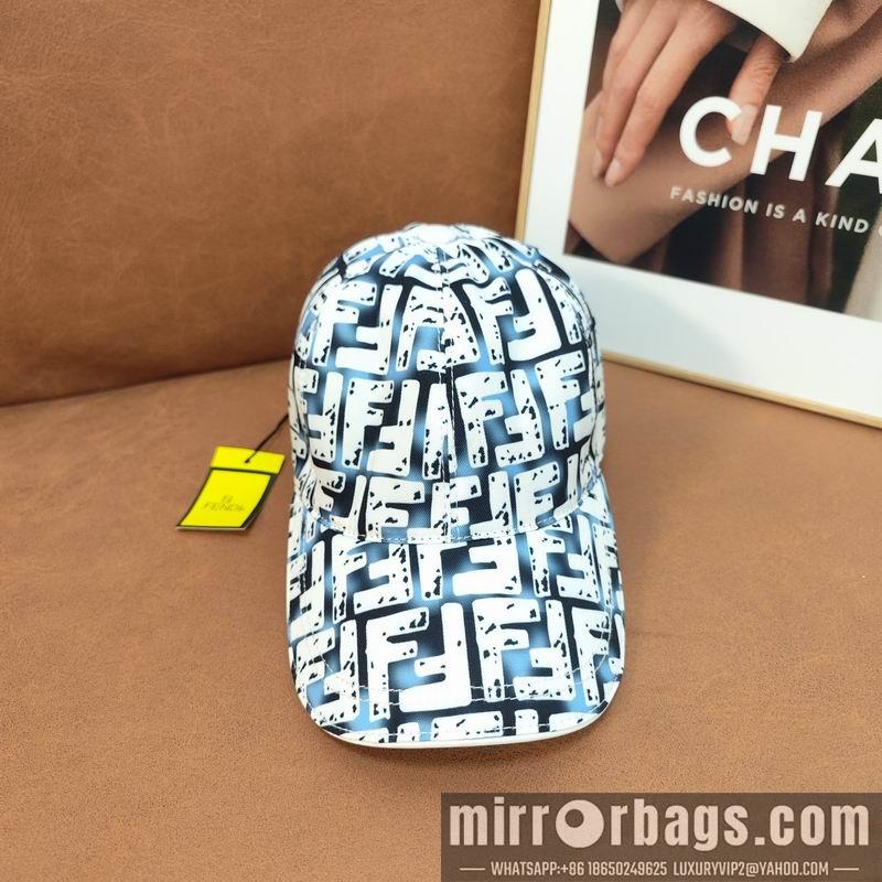 Fendi Hat dx40