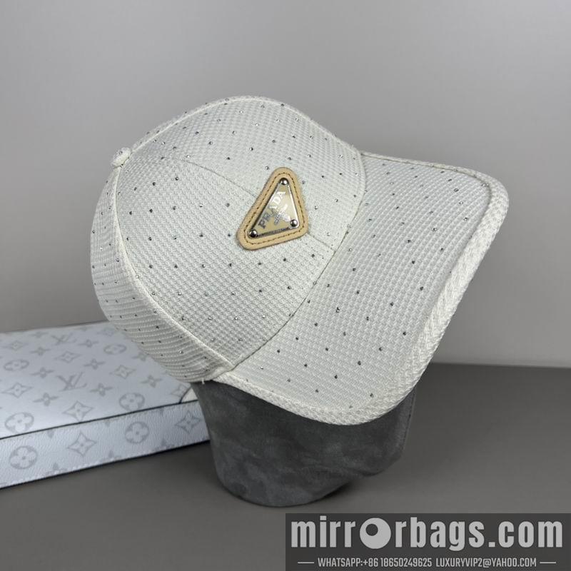 Prada Hat dx17