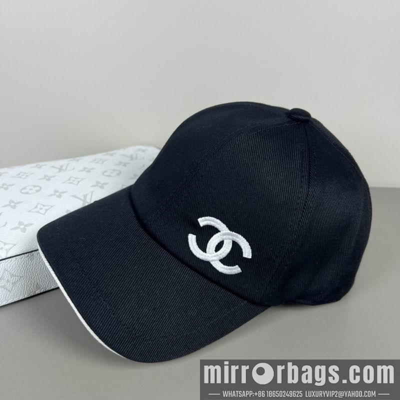 Chanel Hat dx35