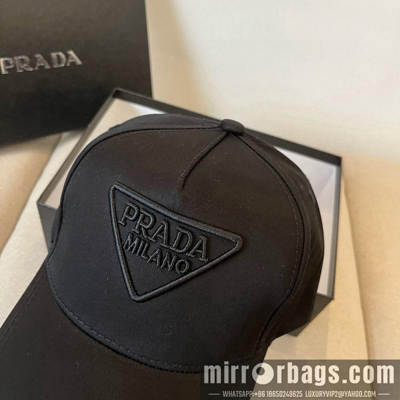 Prada Hat dx26