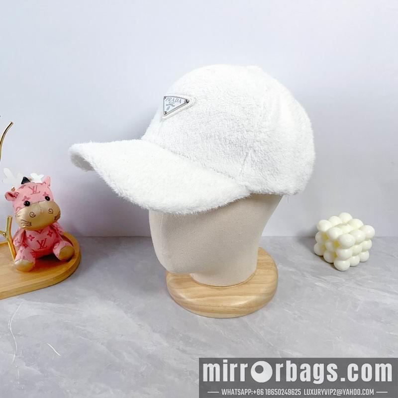 Prada Hat dx38