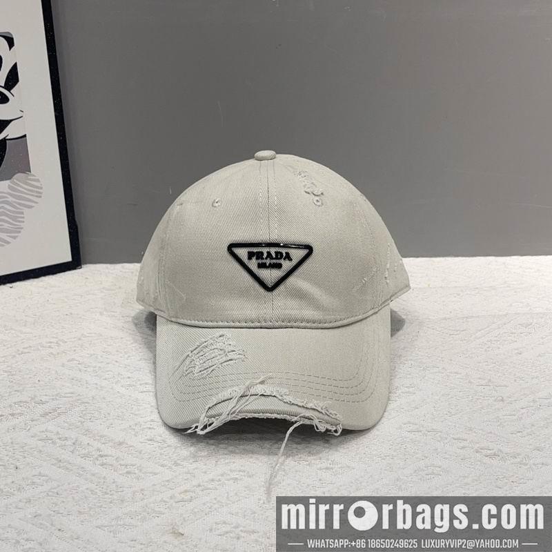 Prada Hat hm03