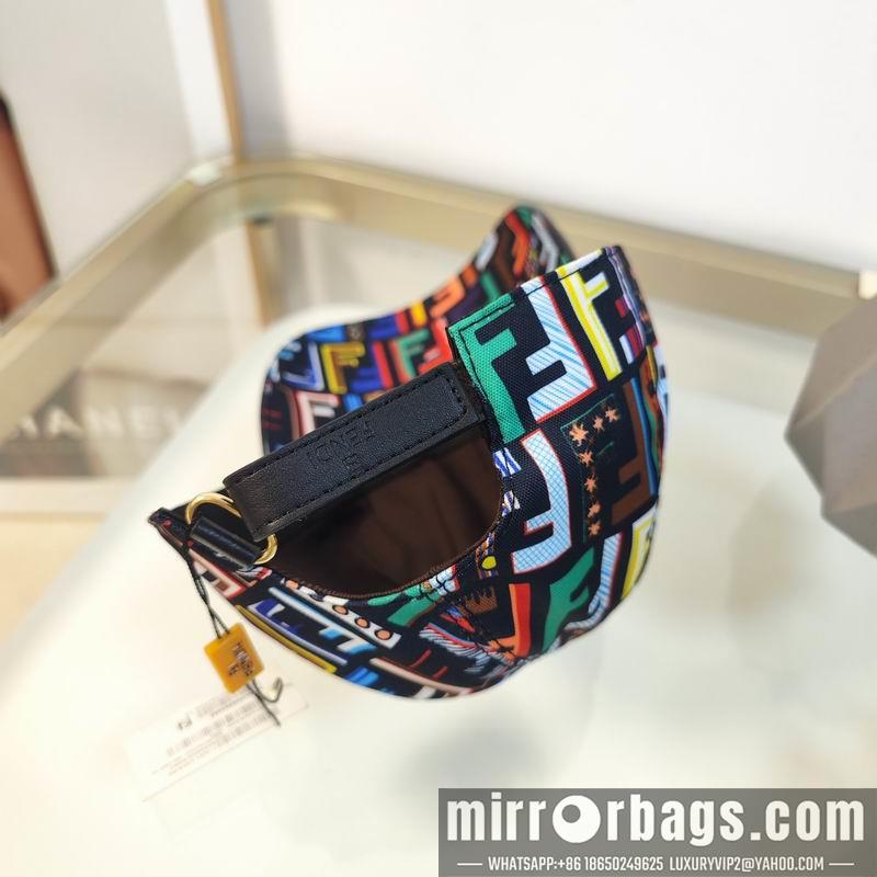 Fendi Hat dx71
