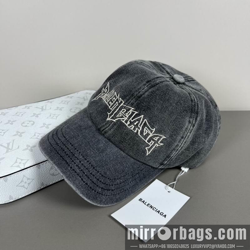 Balenciaga Hat dx43