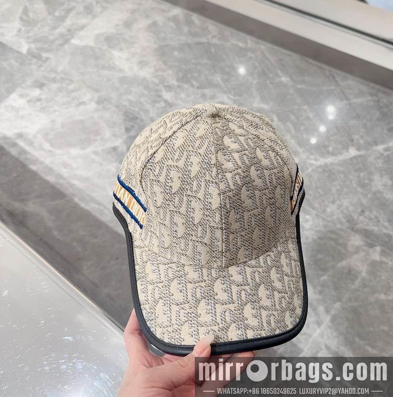 Dior Hat 042701