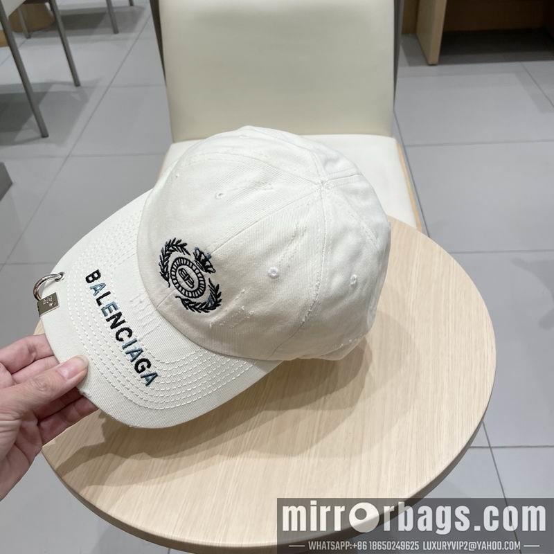 Balenciaga Hat 032001