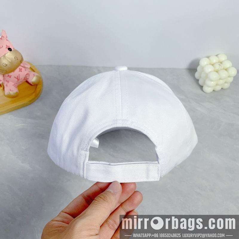 Miumiu Hat dx45