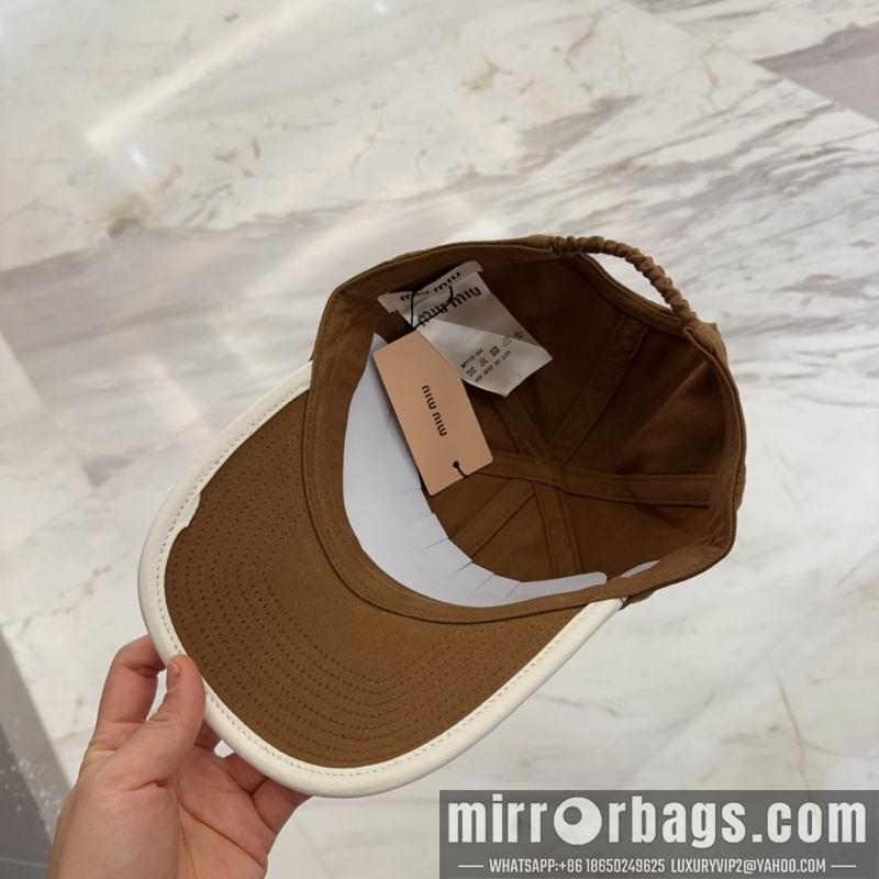 Miumiu Hat dx36