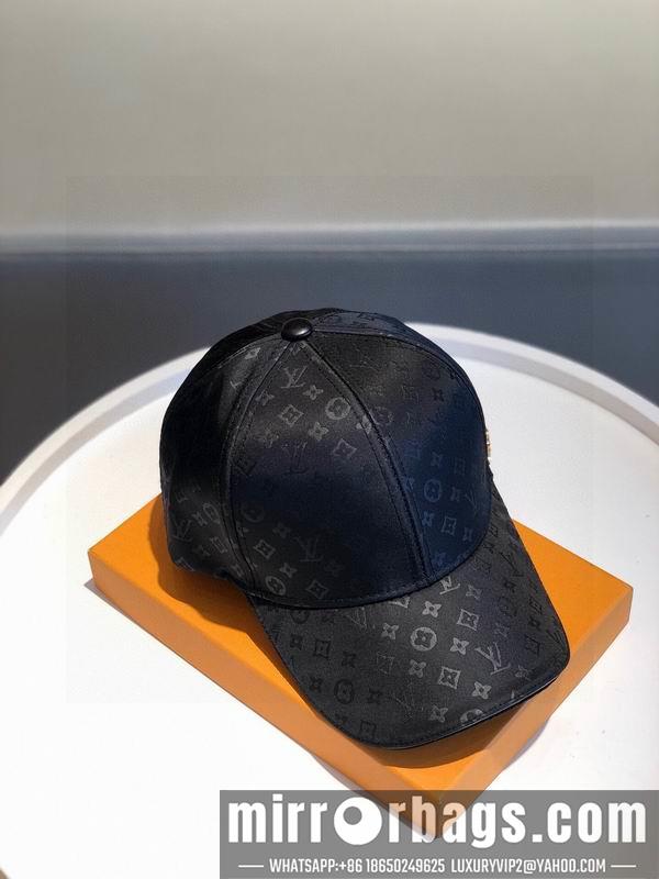 LV Hat 071203