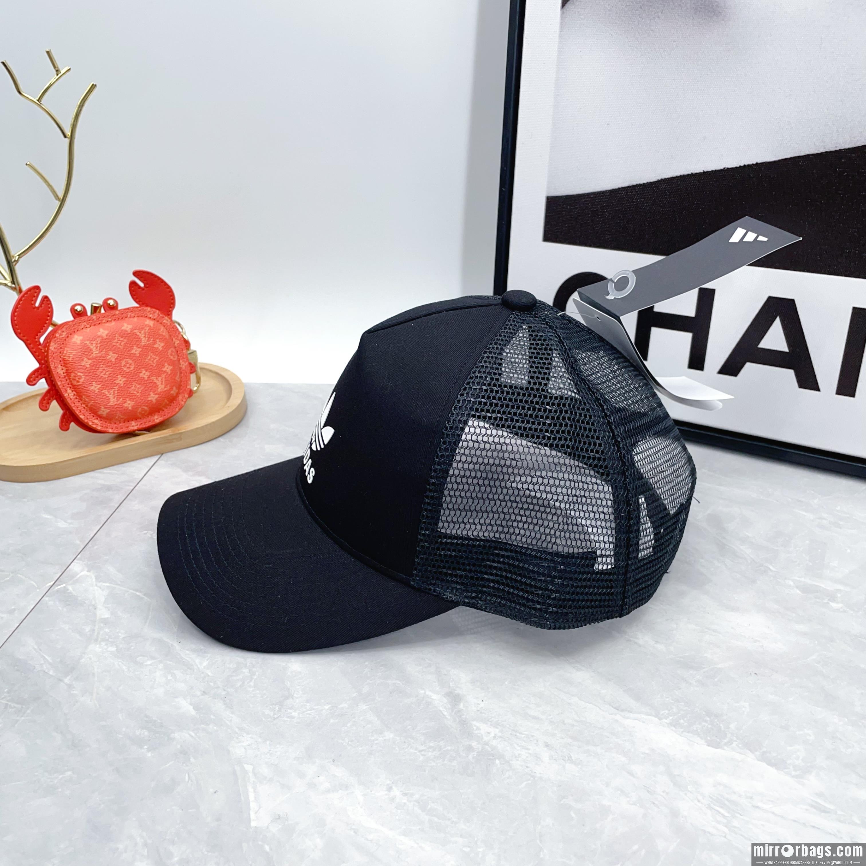 Adidas Hat dx02