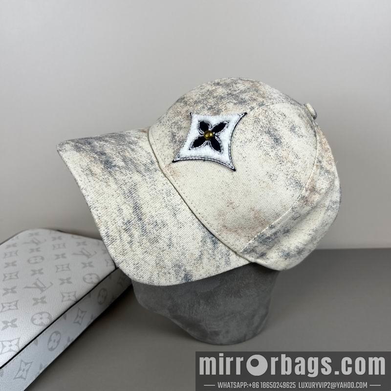 LV Hat dx17