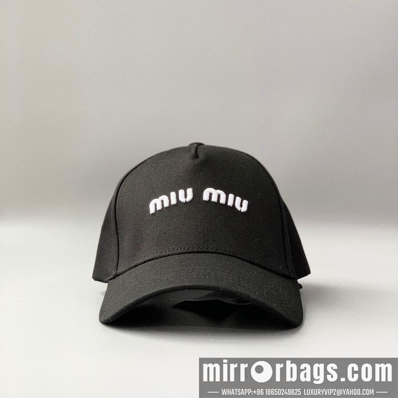 Miumiu Hat dx32