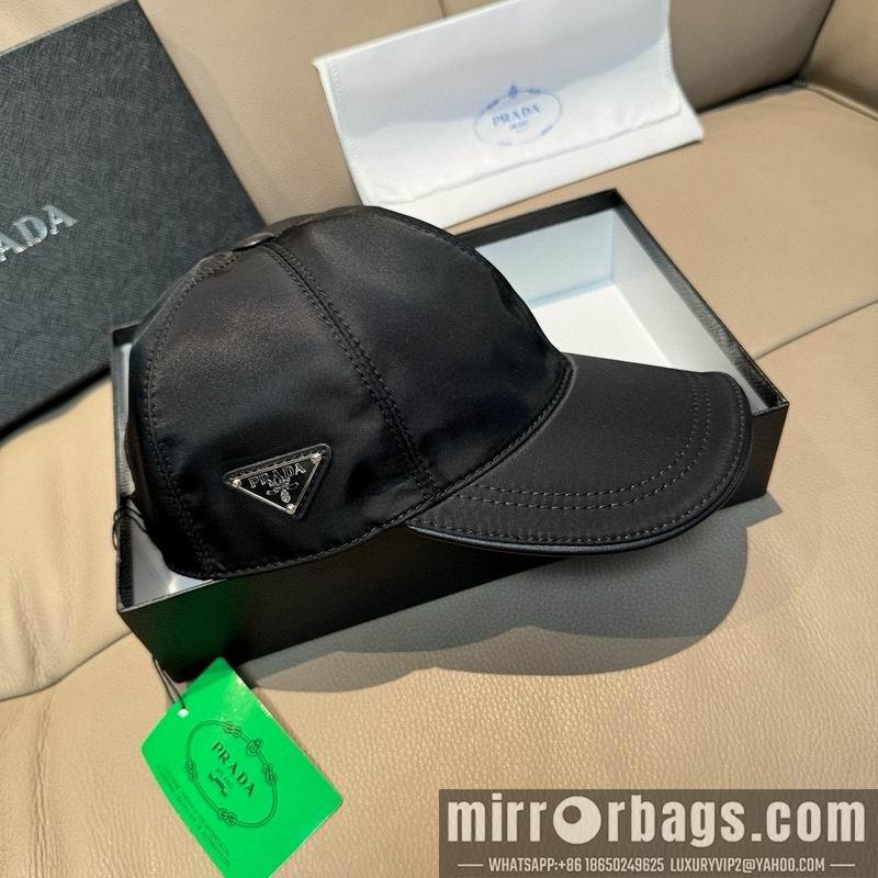 Prada Hat dx64