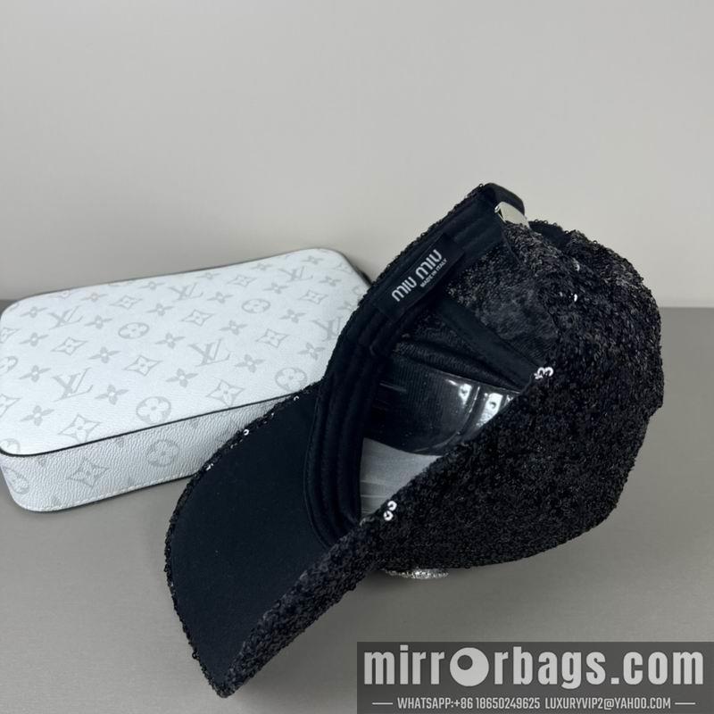 Miumiu Hat dx40