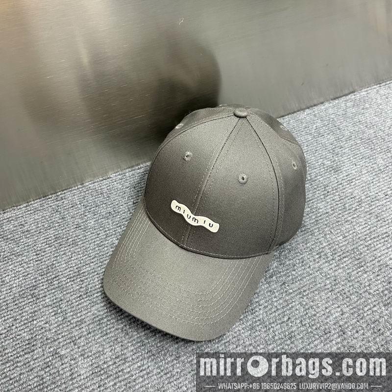 Miumiu Hat dx76