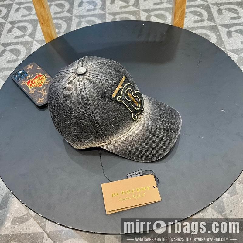 Burberry Hat 042802