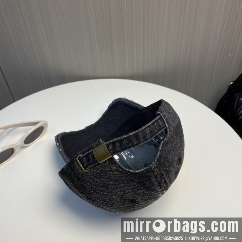 Burberry Hat 100701