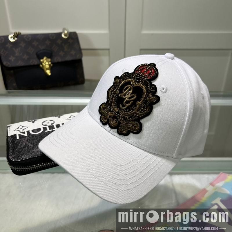 DG Hat dx04