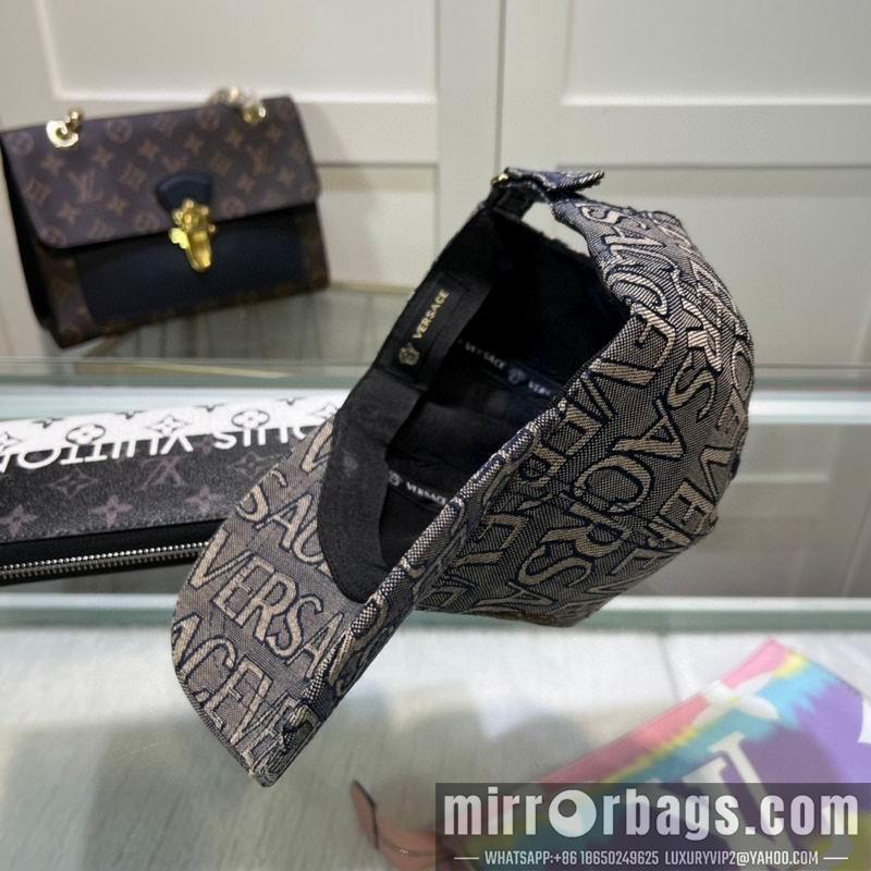Versace Hat dx04