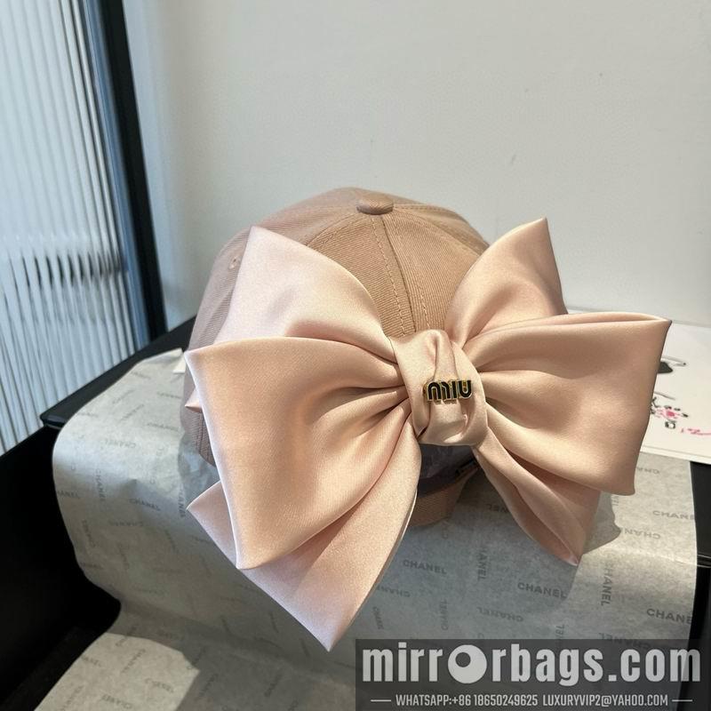 Miumiu Hat dx06