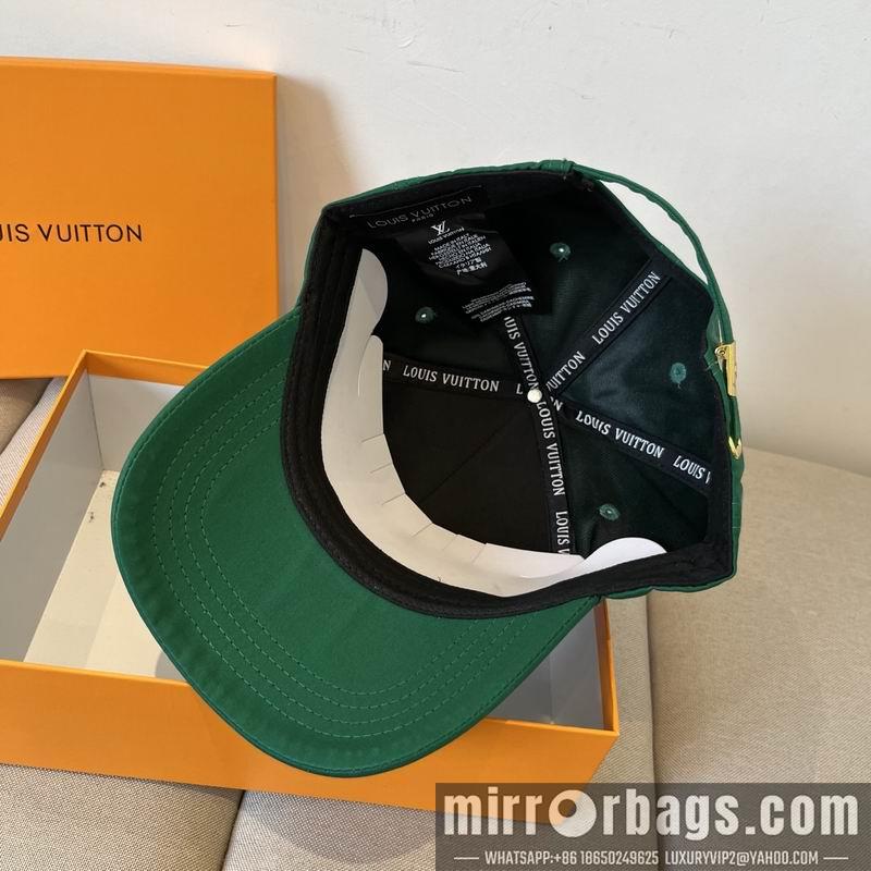 LV Hat dx66