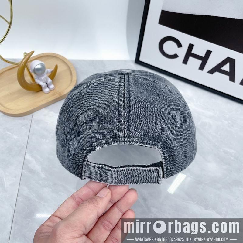 Miumiu Hat dx21