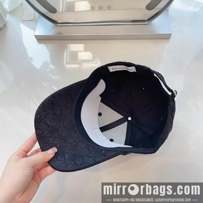 Dior Hat dx32
