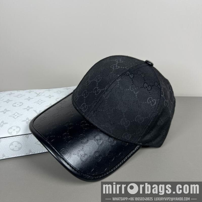 Gucci Hat dx30