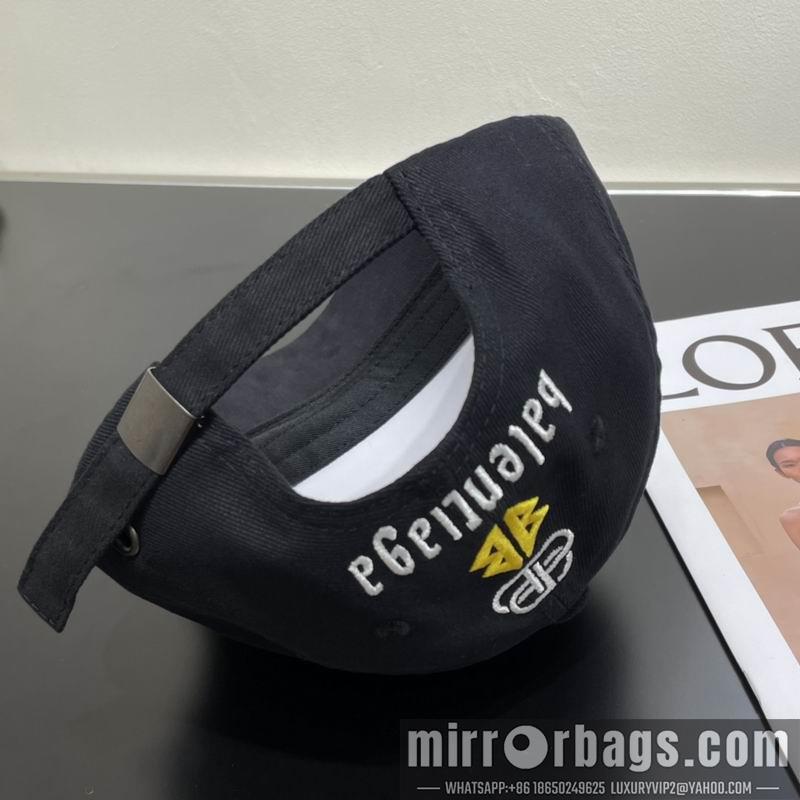 Balenciaga Hat dx49