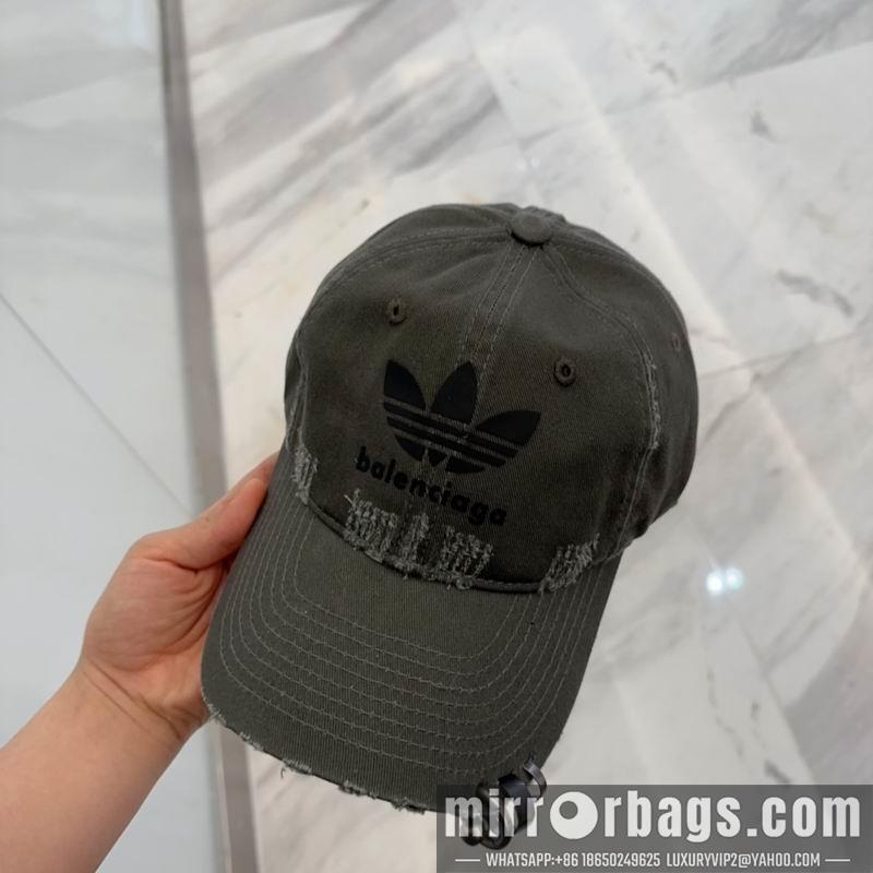 Balenciaga Hat dx78
