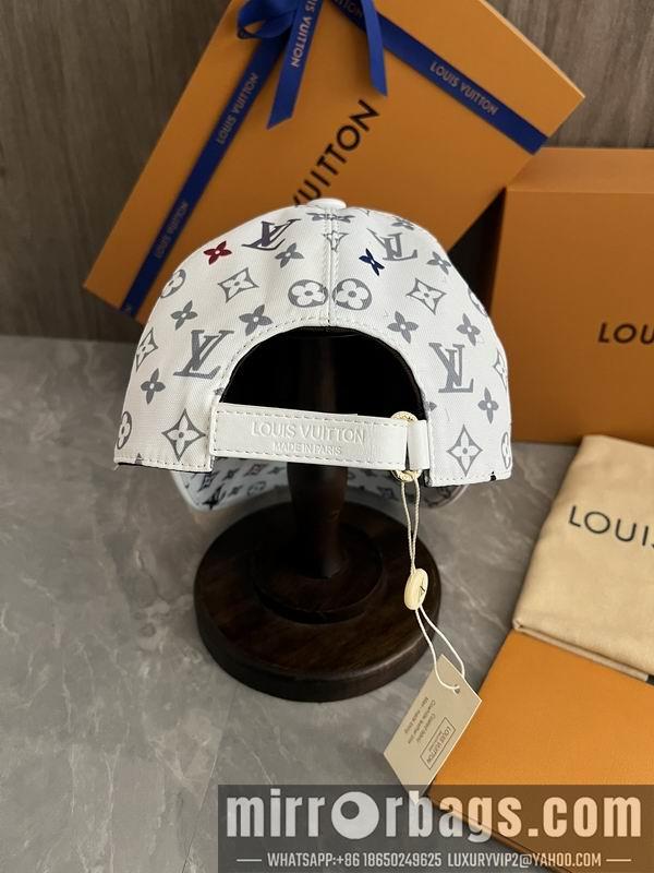 LV Hat dx130