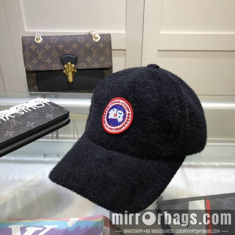 Canada Goose Hat 01